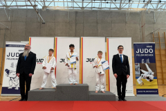U10m_42
