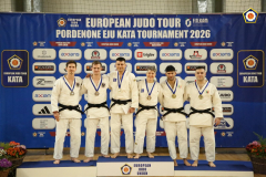 00_Podium